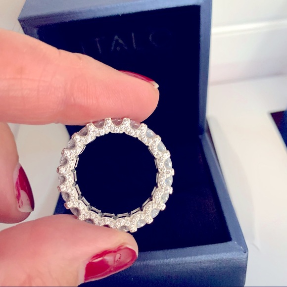 ETERNITY DOUBLE PRONG OVAL WEDDING RING - Picture 5 of 7